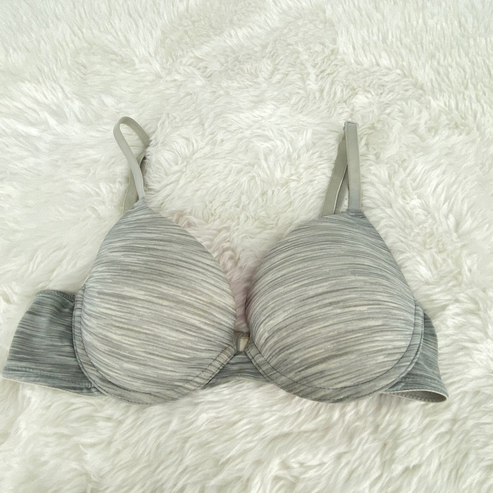 PINK Victoria's Secret Wear Everywhere Push-up Bra Size 32B